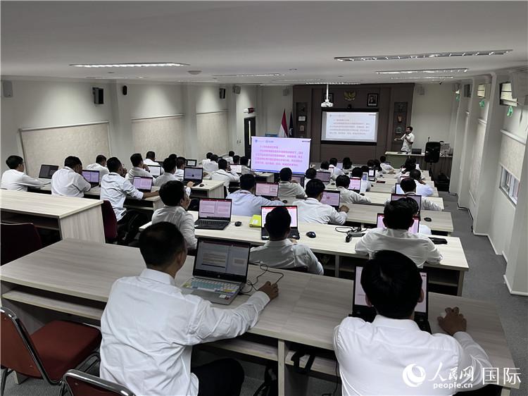 學(xué)習(xí)現(xiàn)場。人民網(wǎng)記者 張杰攝