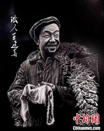 “90后”在酒泉：鍥而不舍，鐵筆生花，他只拿作品說(shuō)話