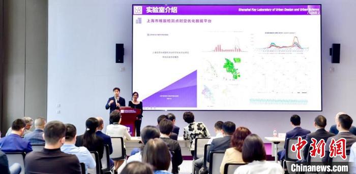 高校、政府與醫(yī)院攜手培養(yǎng)城市科學(xué)、數(shù)字化領(lǐng)域復(fù)合型人才