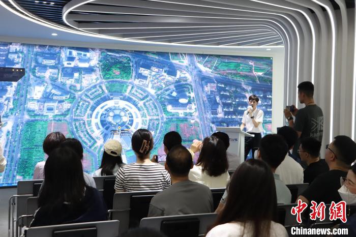 數(shù)字地球技術(shù)應(yīng)用講解。　中科星圖供圖