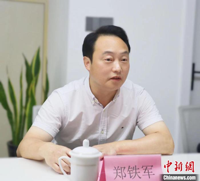 寧德市臺(tái)港澳辦主任鄭鐵軍講話?！窃式?攝