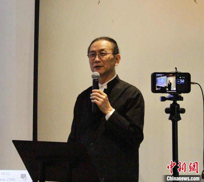 泰國泰中商務(wù)委員會主席邱威功致辭。<a target='_blank' href='/' _fcksavedurl='/'><p  align=