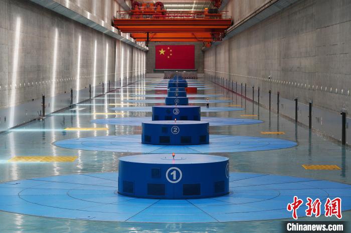 三峽左岸電廠?！￡愋?攝