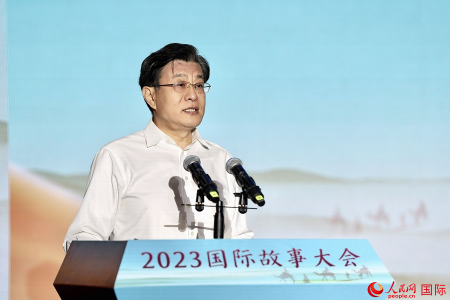 中國人民對外友好協(xié)會副會長李?？罗o。人民網(wǎng) 盧鵬宇攝