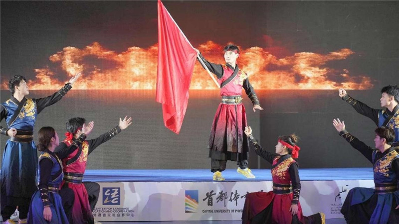 圖為“華夏風(fēng) 功夫情”演出場(chǎng)景，中國(guó)駐阿聯(lián)酋大使館供圖