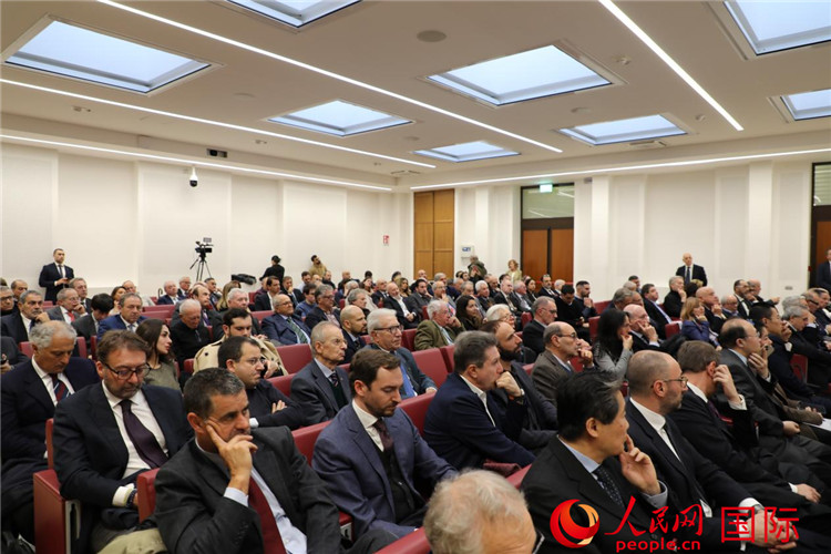 會議現(xiàn)場。人民網(wǎng)記者 謝亞宏攝
