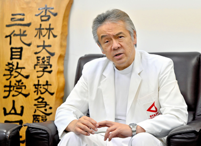 日本杏林大學(xué)醫(yī)學(xué)部教授山口芳裕。（圖片來源：《朝日新聞》）
