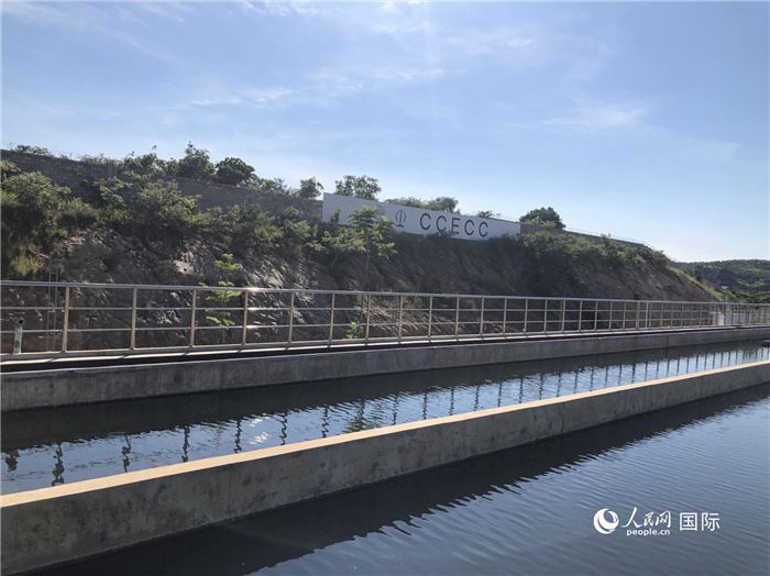 由中國土木工程（贊比亞）有限公司承建的卡夫河供水項目。人民網(wǎng)記者 黃培昭攝