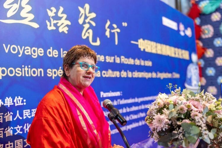 在巴黎遇見中國(guó)陶瓷——他們帶著“洋景漂”的作品來到歐洲