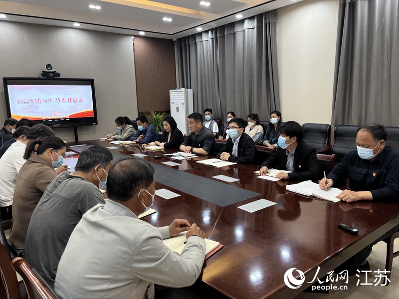 馬莊村以晨會開啟一天的工作。人民網(wǎng) 閆峰攝