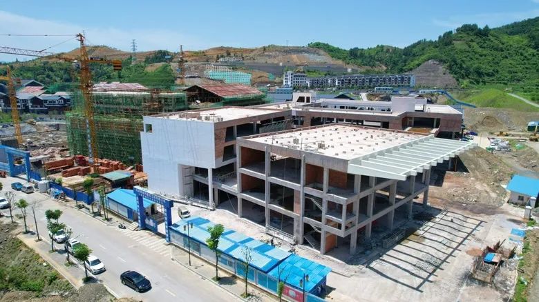 正在建設中的土家織錦文化創(chuàng)意園 全?，摂z