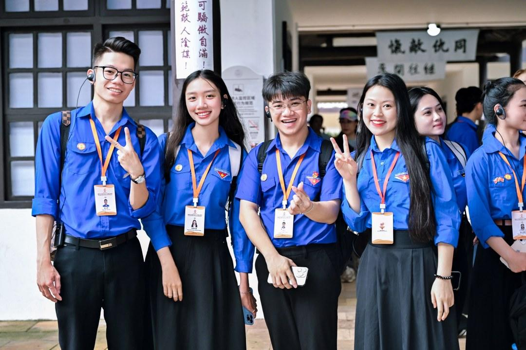 200名來自越南胡志明共青團(tuán)中央的青少年代表齊聚廣州開啟“紅色研學(xué)之旅”。