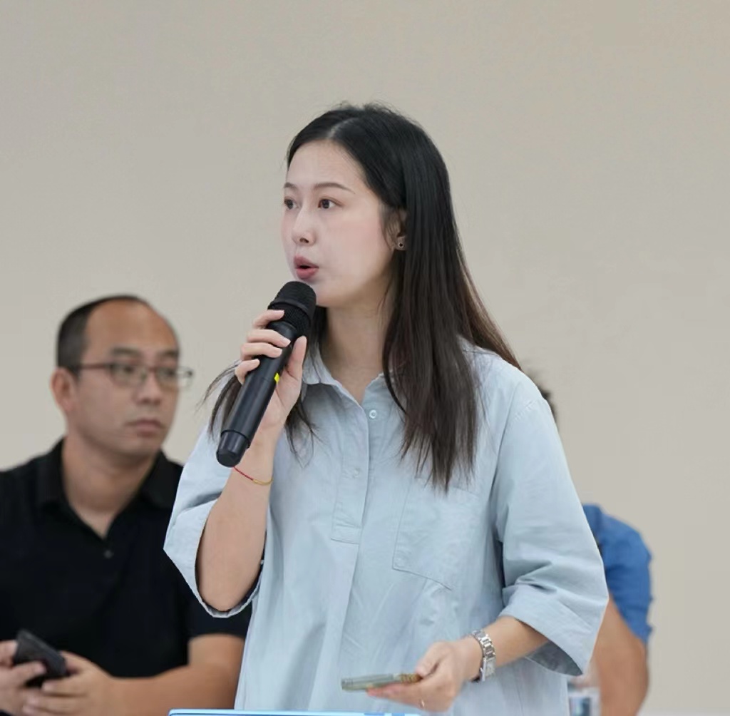 人民網(wǎng)記者提問。水利部供圖