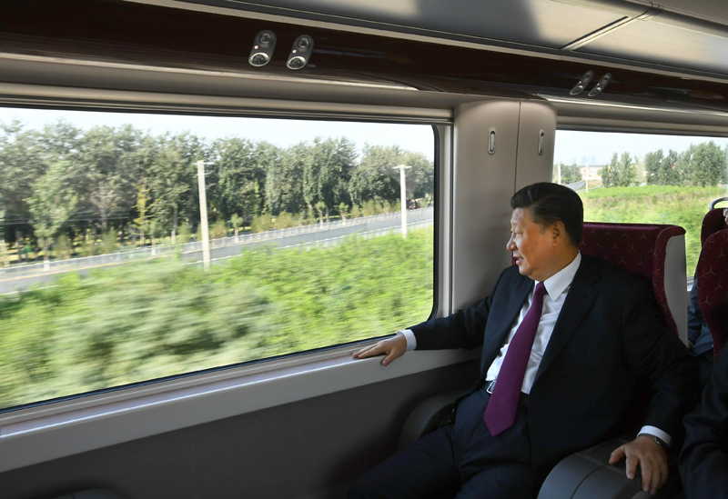 2019年9月25日，習近平總書記乘坐軌道列車前往北京大興國際機場。
