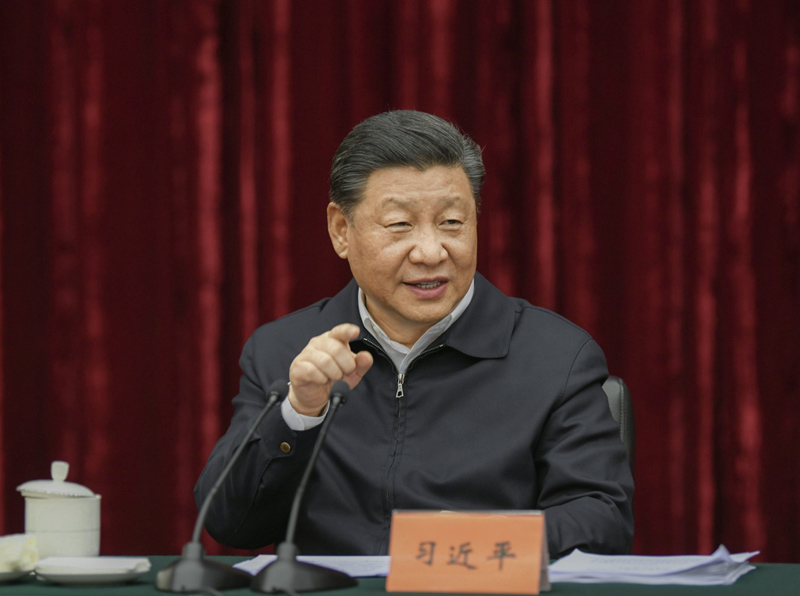 2019年4月15日至17日，中共中央總書記、國家主席、中央軍委主席習近平在重慶考察，并主持召開解決“兩不愁三保障”突出問題座談會。這是4月16日下午，習近平主持召開解決“兩不愁三保障”突出問題座談會并發(fā)表重要講話。新華社記者 謝環(huán)馳 攝