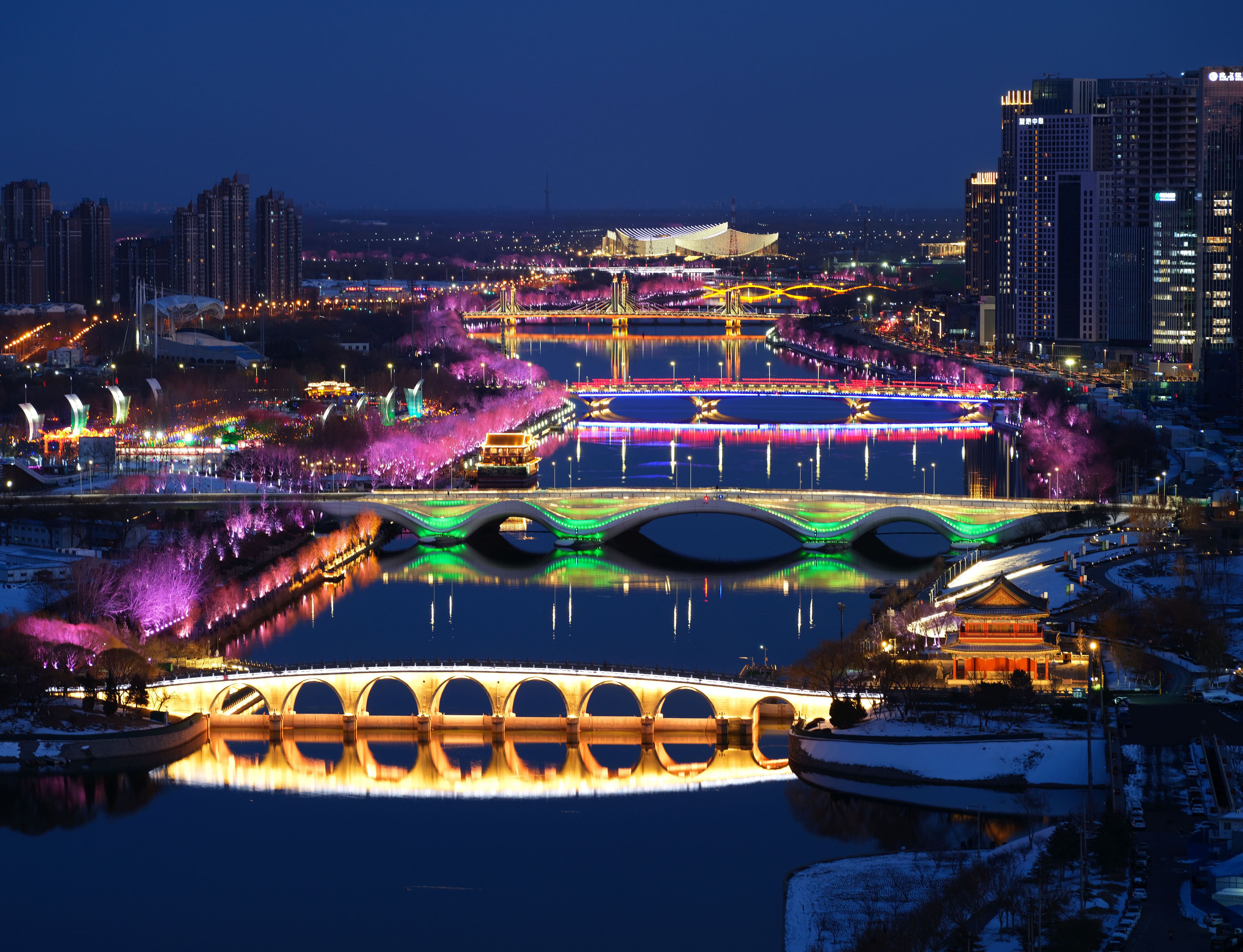 2024年2月22日，京杭大運(yùn)河北京通州段夜景。