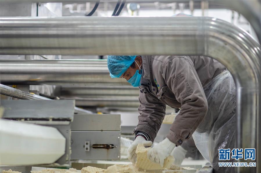 （脫貧攻堅(jiān)）（1）云南迪慶藏區(qū)：打好防疫脫貧兩場戰(zhàn)役