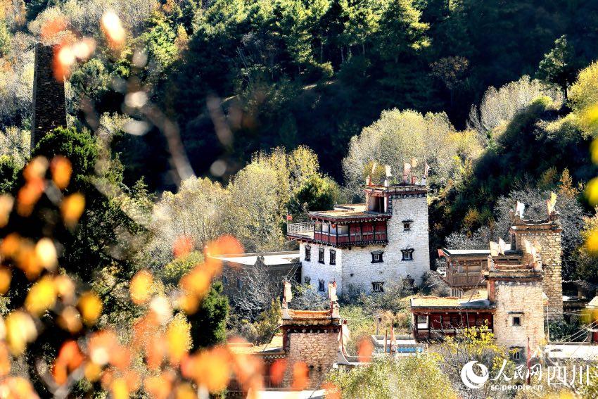 丹巴美景。李永安攝