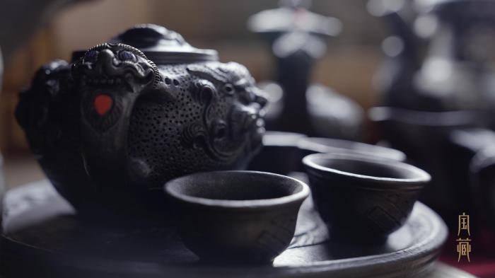 圖為尼西黑陶作品?！垍?攝