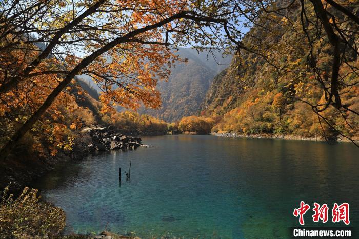 松坪溝風(fēng)光。　劉通 攝