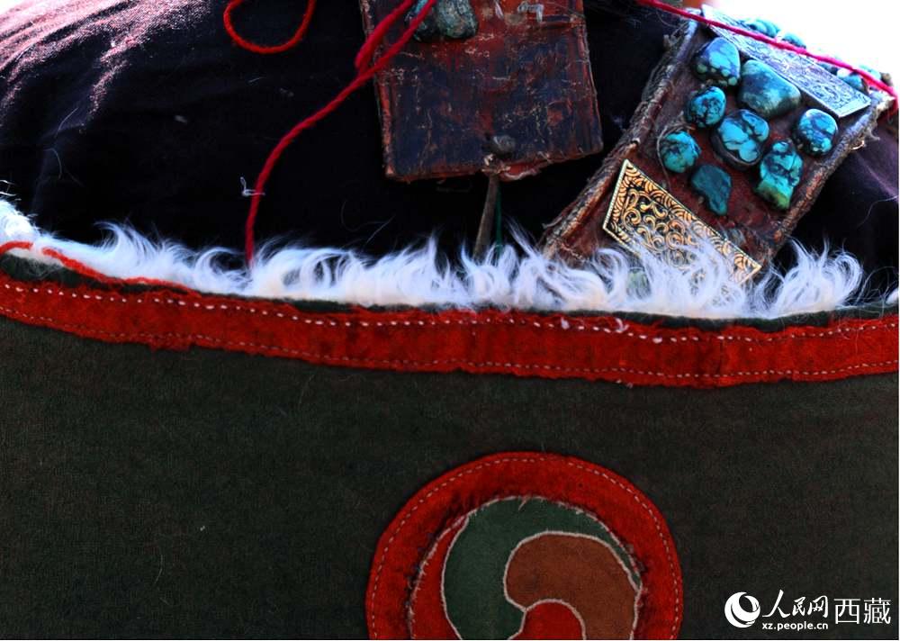 “飛天服飾”細節(jié)展示。 人民網(wǎng) 李海霞攝