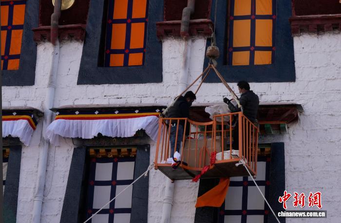 （新春見(jiàn)聞）西藏大昭寺“香布”換新迎藏歷新年