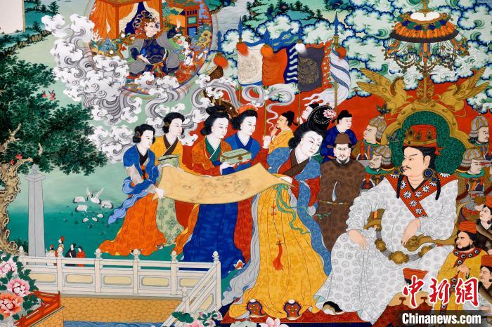圖為5月16日，展覽中的新創(chuàng)唐卡作品(局部)?！±盍?攝