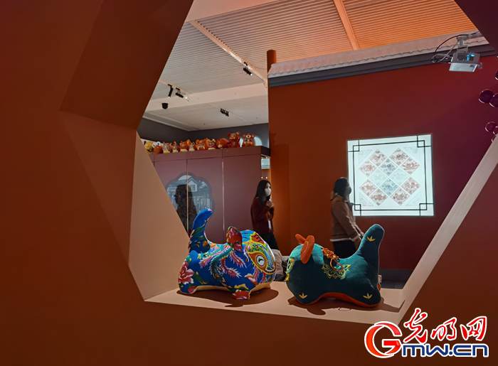 【新春走基層】視頻丨虎年看虎展！來國(guó)博感受虎文化