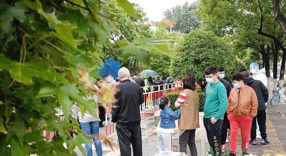 【奮斗者正青春】“高考結(jié)束后和媽媽并肩作戰(zhàn)”