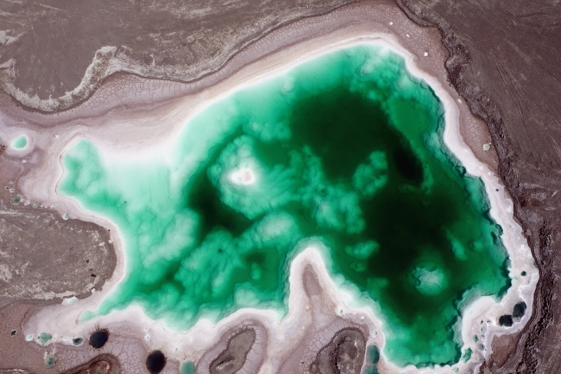 “鹽灘碧水”翡翠湖。宋忠勇攝